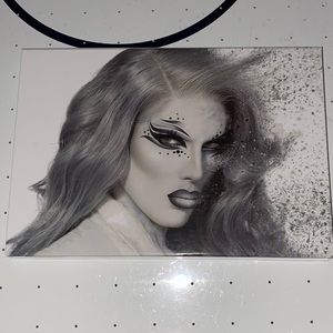 Jeffree Star Cremated Palette